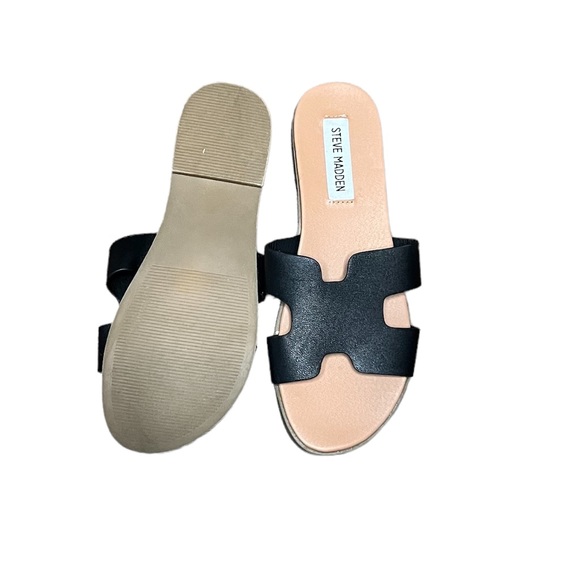 Womens Steve Madden Slip On Sandals Size 6 Black New - Picture 2 of 3